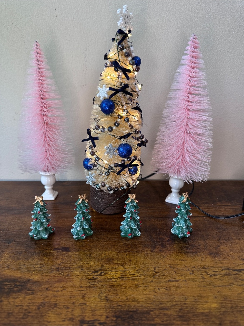 Vtg Dollhouse Miniature Christmas Tree Lot Pre Lit Bottle Brush Pink Green